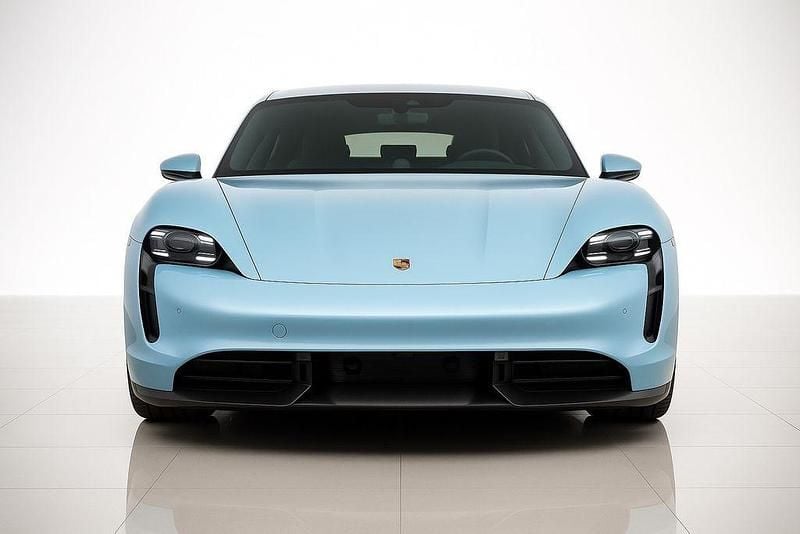 Blau Gebraucht 2022 Porsche Taycan Turbo S Cross Turismo Limousine | 112.500 € - Bild 1/4