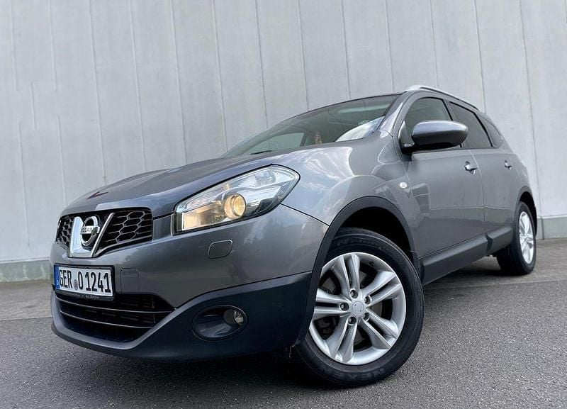 Grau Gebraucht 2013 Nissan Qashqai +2 SUV | 6.990 € (Guter Preis) - Bild 1/4
