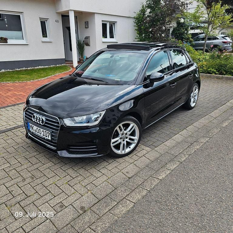 Schwarz Gebraucht 2015 Audi A1 Sportback Sport Kleinwagen | 11.500 € (Fairer Preis) - Bild 1/4