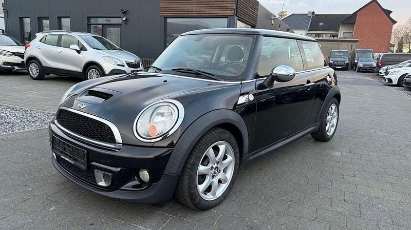 Gebraucht Mini Cooper SD 143 PS (105 kW) 2011 Schwarz Kleinwagen
