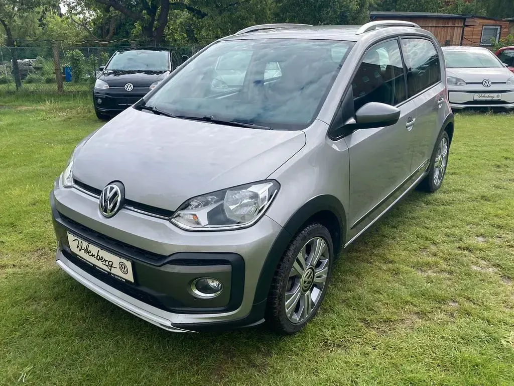 Gebraucht VW cross up! 90 PS (66 kW) 2019 Silber Kleinwagen