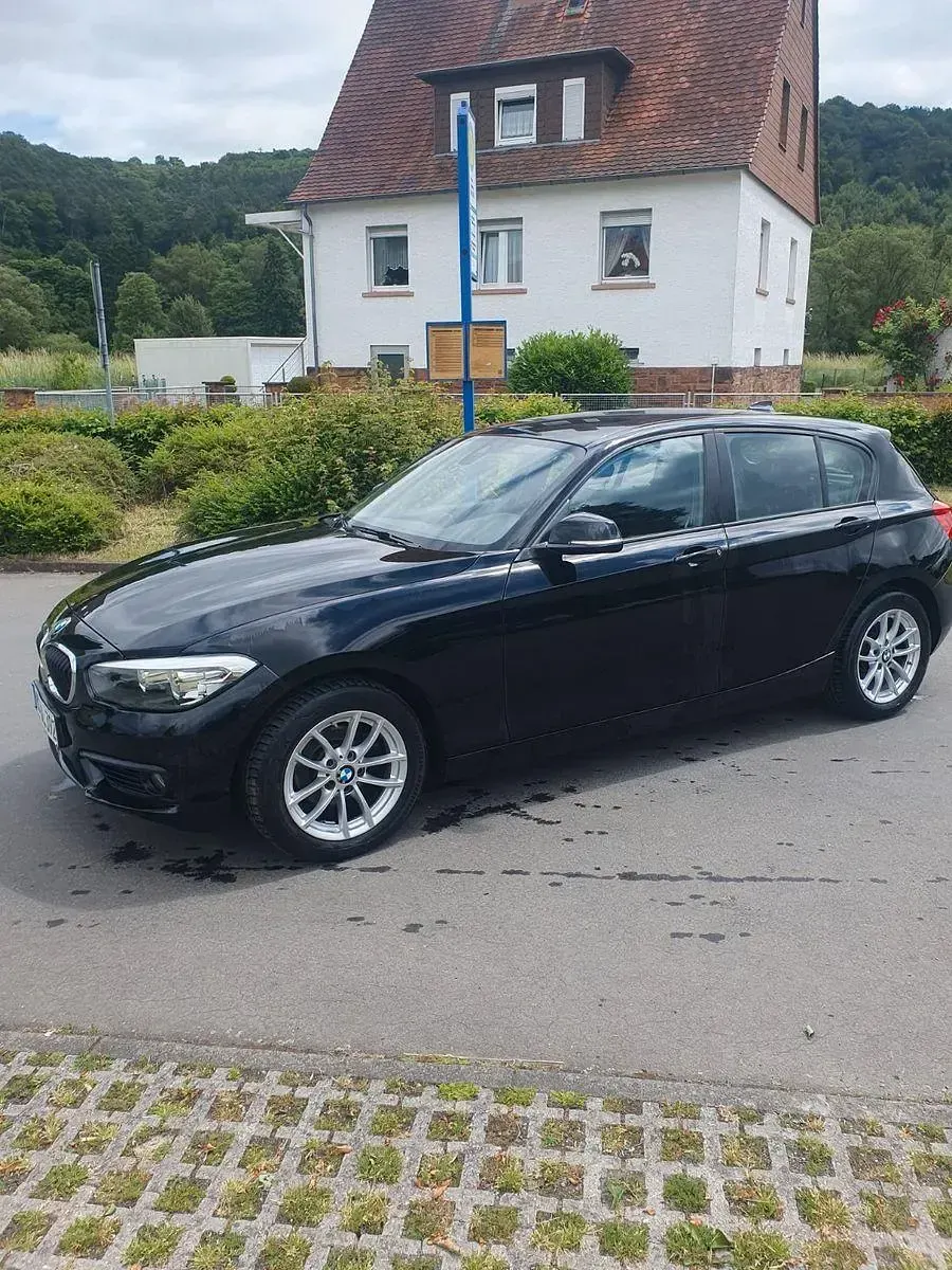 Gebraucht BMW 118 136 PS (100 kW) 2018 Schwarz Kleinwagen