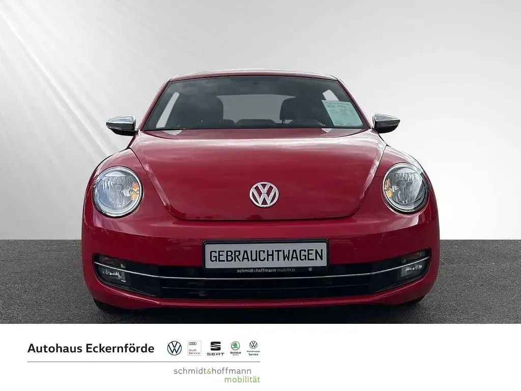 Gebraucht VW Beetle Design 105 PS (77 kW) 2015 Rot Kleinwagen