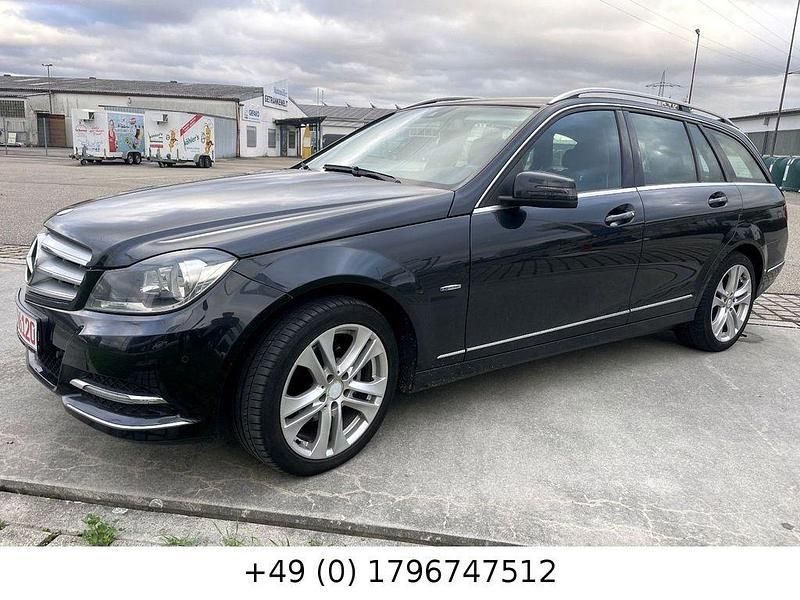 Gebraucht Mercedes C200 Avantgarde 136 PS (100 kW) 2011 Schwarz Limousine