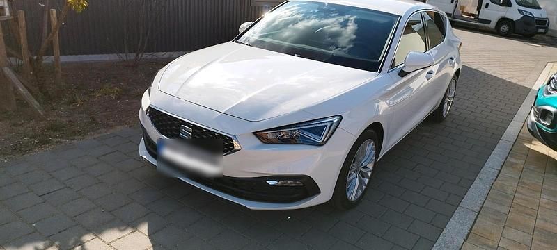 Gebraucht Seat Leon 150 PS (110 kW) 2020 Weiß Kleinwagen