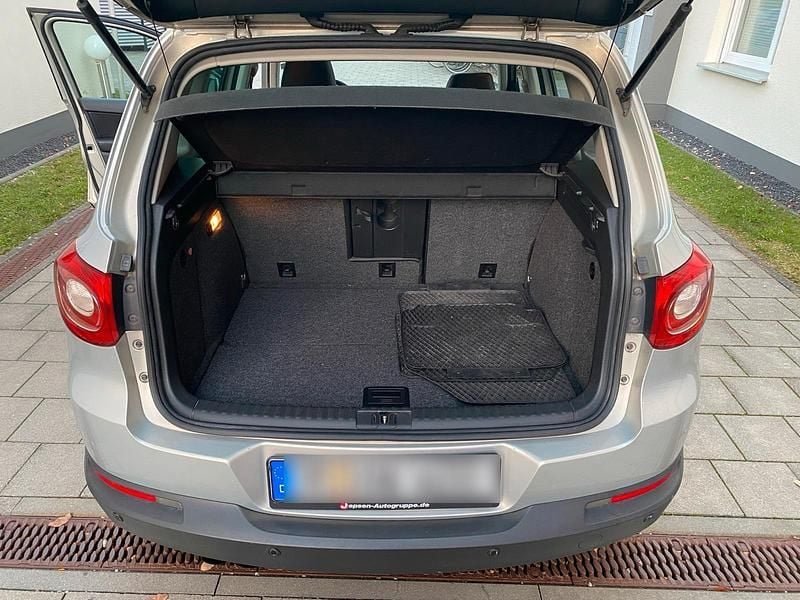 Gebraucht VW Tiguan 200 PS (147 kW) 2008 Silber SUV