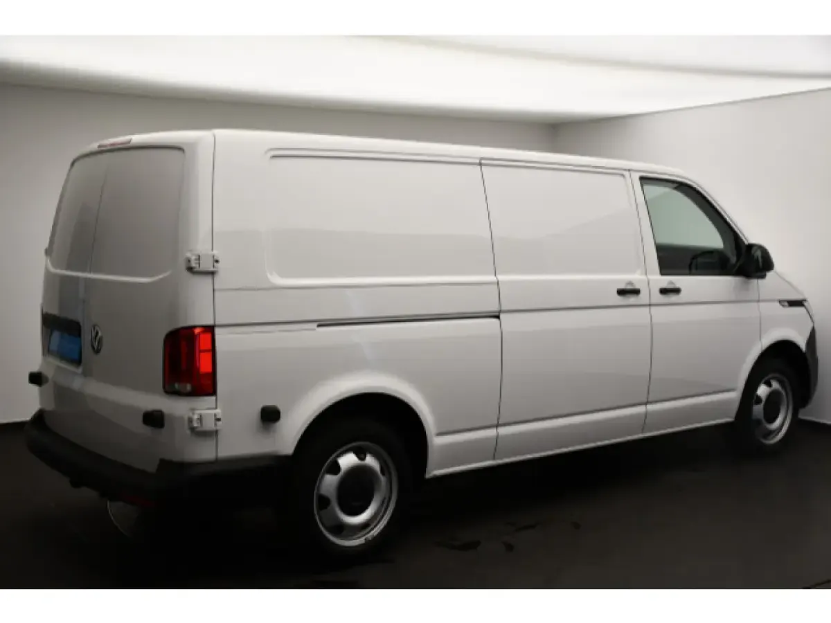 Gebraucht VW T6.1 150 PS (110 kW) 2023 Van