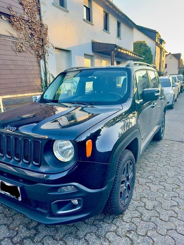 Gebraucht Jeep Renegade Night Eagle 140 PS (102 kW) 2016 Schwarz SUV