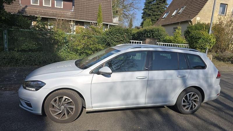 Gebraucht VW Golf VII Comfortline 110 PS (80 kW) 2017 Weiß Kombi