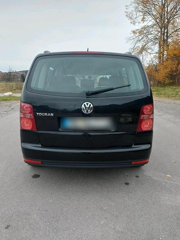 Gebraucht VW Touran 150 PS (110 kW) 2008 Schwarz Van / Kleinbus
