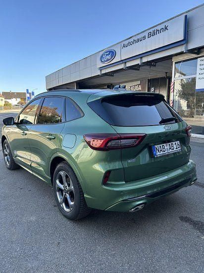 Gebraucht Ford Kuga ST-Line X 182 PS (133 kW) 2026 Grün SUV