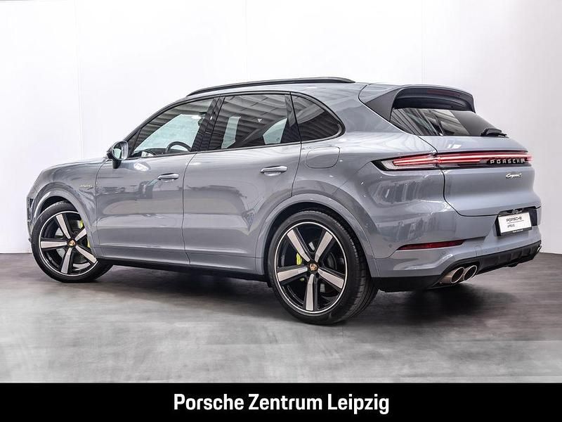 Gebraucht Porsche Cayenne S E-Hybrid 519 PS (381 kW) 2024 Grau SUV
