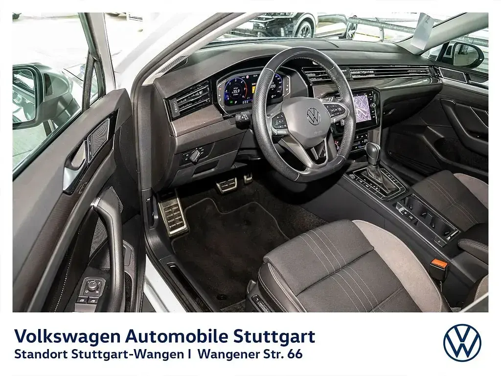 Gebraucht VW Passat Alltrack 200 PS (147 kW) 2023 Gletscherweiß metallic Kombi