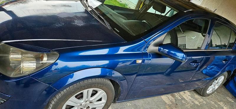 Gebraucht Opel Astra 120 PS (88 kW) 2006 Blau Kleinwagen