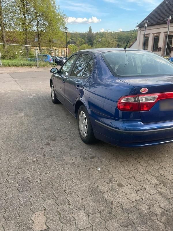 Gebraucht Seat Toledo 105 PS (77 kW) 2004 Blau Limousine