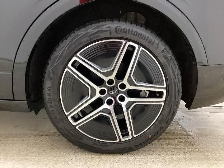 Gebraucht Ford Capri Premium 210 kW (286 PS) 2025 Schwarz SUV