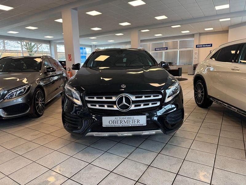 Gebraucht Mercedes GLA220 AMG 177 PS (130 kW) 2017 Schwarz SUV