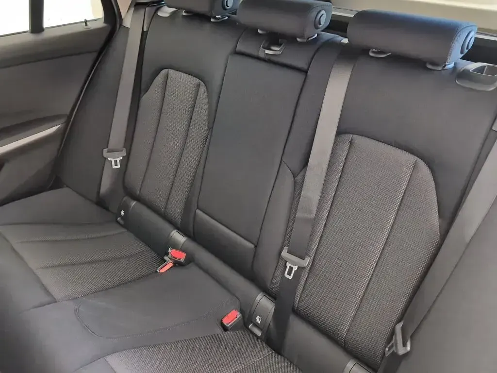 Gebraucht BMW 318 150 PS (110 kW) 2022 Weiß Kombi