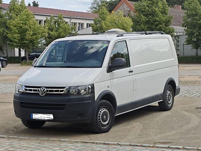 Weiß Gebraucht 2015 VW T5 Van | 16.800 € - Bild 1/2
