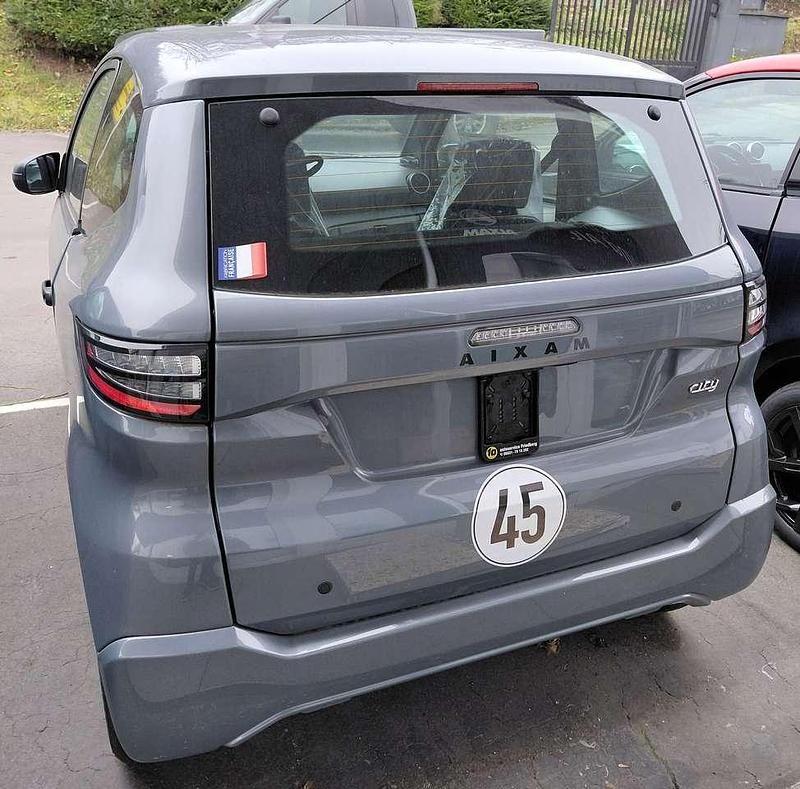 Neu Aixam City Pack 2025 Titanmetallic Kleinwagen