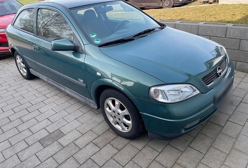 Gebraucht Opel Astra 101 PS (74 kW) 2003 Grün Coupé