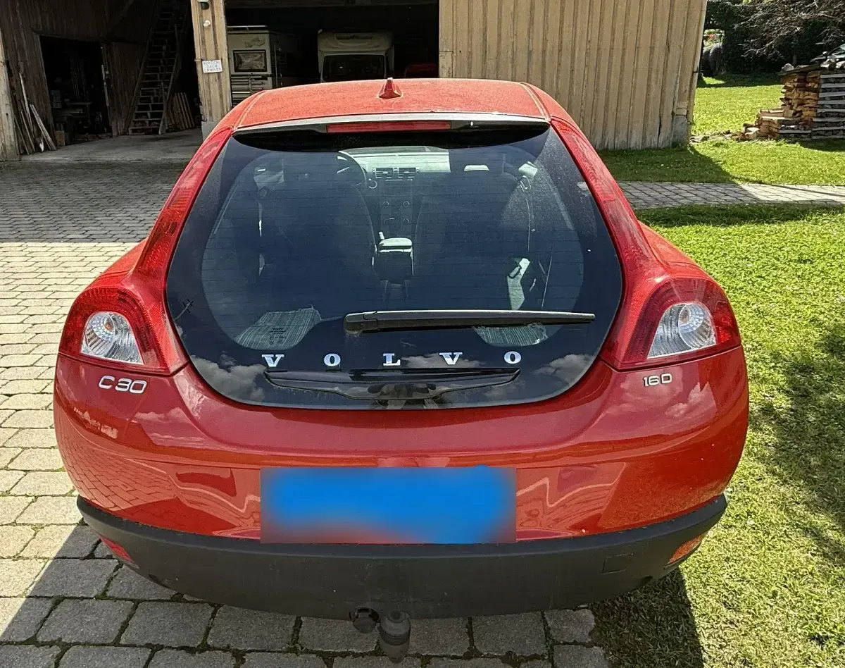 Second-hand Volvo C30 109 CP (80 kW) 2008 Roșu Hatchback