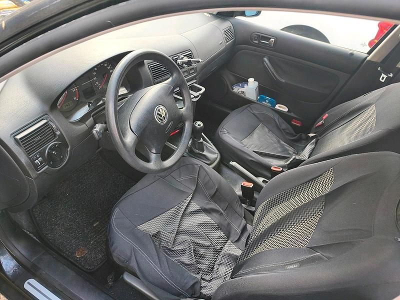 Gebraucht VW Golf IV 75 PS (55 kW) 2001 Schwarz Limousine