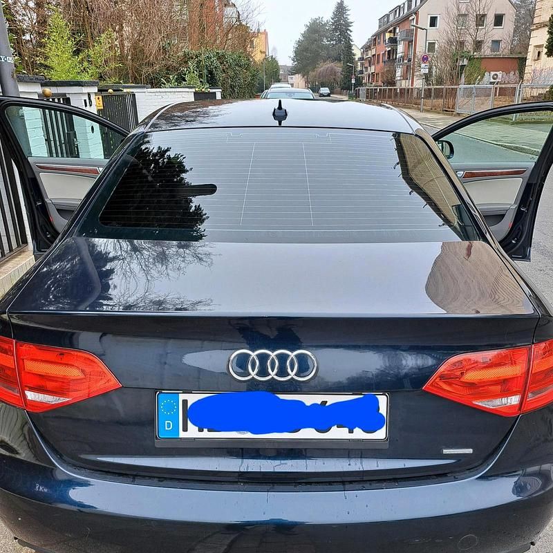 Gebraucht Audi A4 211 PS (155 kW) 2009 Blau Limousine