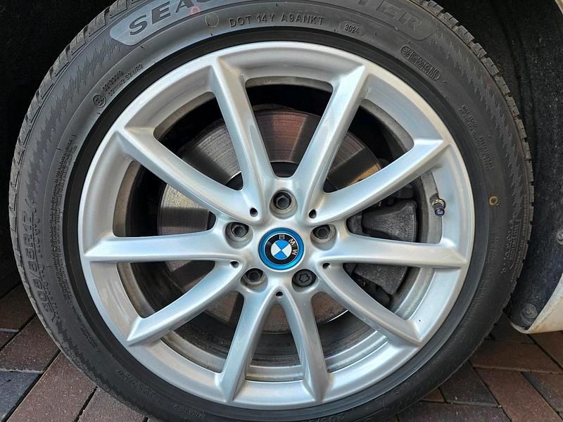 Gebraucht BMW 225 Active Tourer iPerformance 224 PS (164 kW) 2019 Weiß Van / Kleinbus