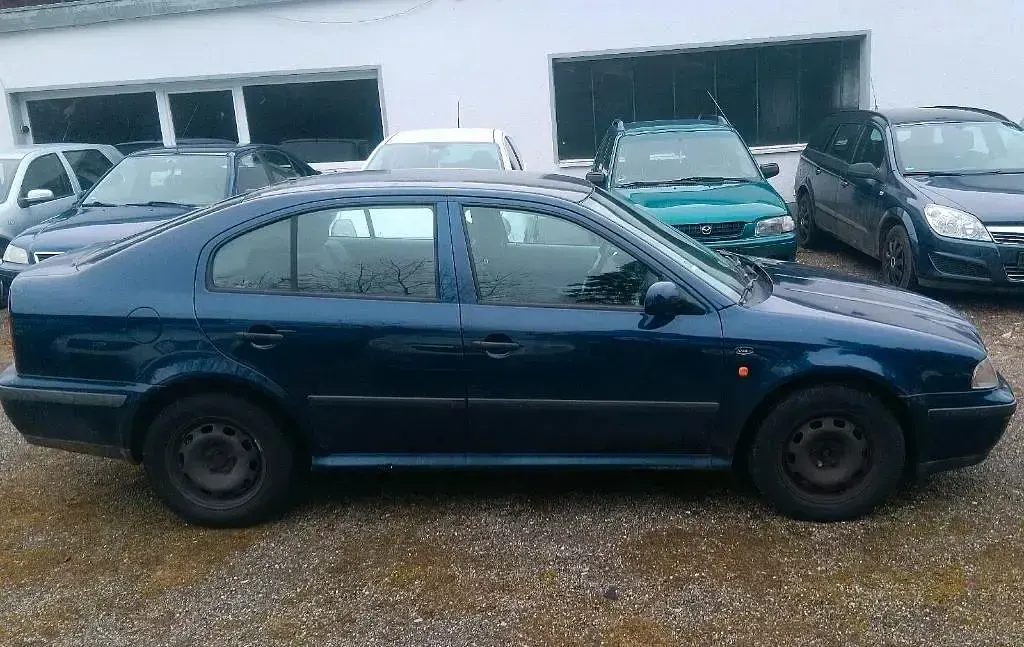 Gebraucht Skoda Octavia 116 PS (85 kW) 2000 Blau Limousine