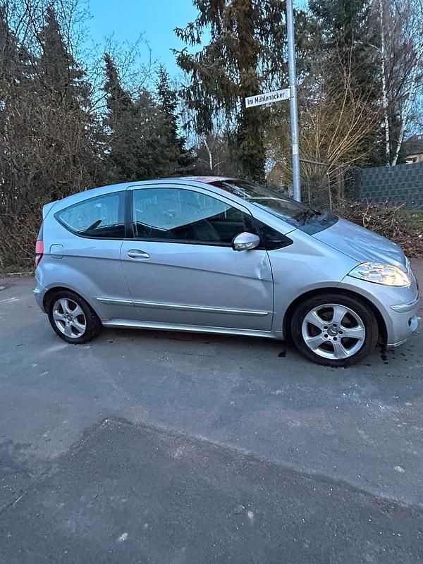 Gebraucht Mercedes A170 116 PS (85 kW) 2005 Silber Kleinwagen