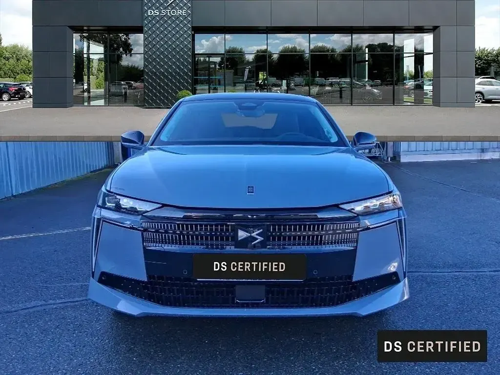 Neu DS Automobiles DS4 146 PS (107 kW) 2026 Grau Limousine