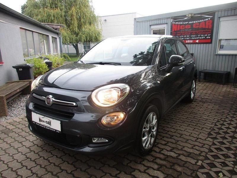 Grau Gebraucht 2017 Fiat 500X Pop Star SUV | 9.399 € (Fairer Preis) - Bild 1/4