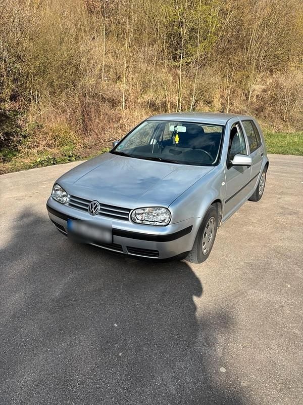 Gebraucht VW Golf IV 75 PS (55 kW) 2002 Silber Kleinwagen
