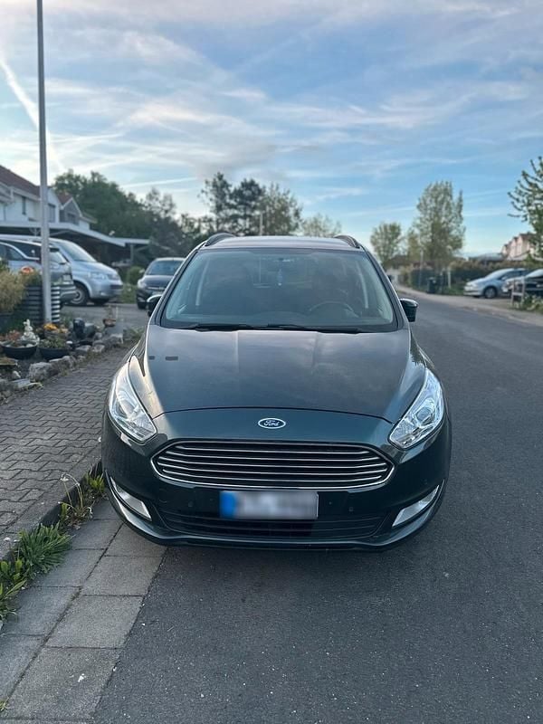 Second-hand Ford Galaxy 200 CP (147 kW) 2017 Gri Monovolum