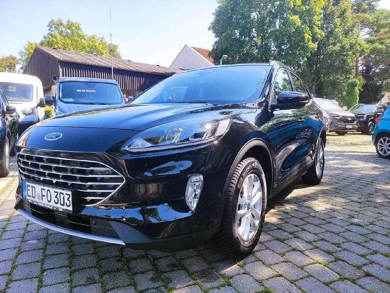 Gebraucht Ford Kuga Titanium 150 PS (110 kW) 2024 Schwarz SUV
