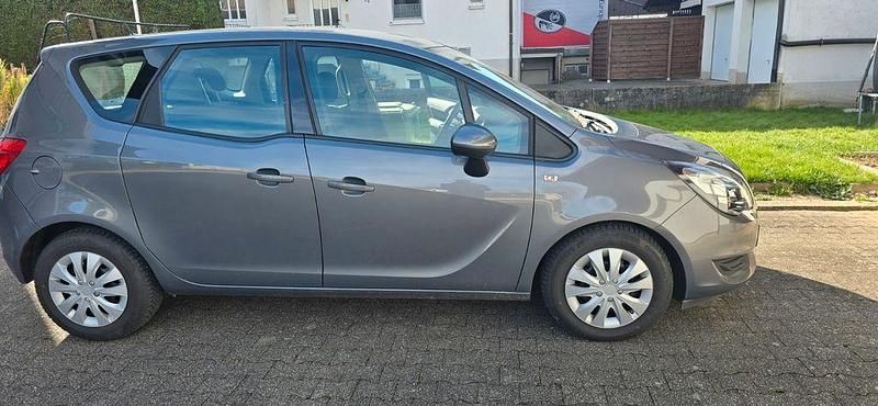 Gebraucht Opel Meriva drive 120 PS (88 kW) 2015 Van / Kleinbus