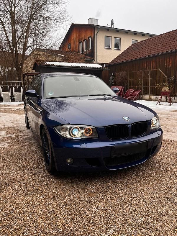 Gebraucht BMW 118 143 PS (105 kW) 2009 Blau Kleinwagen