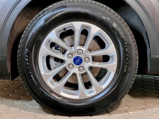 Gebraucht Ford Kuga Titanium 152 PS (111 kW) 2022 Metallic) (grau SUV