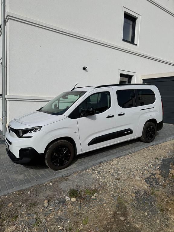 Gebraucht Citroën Berlingo 131 PS (96 kW) 2025 Weiß Van / Kleinbus