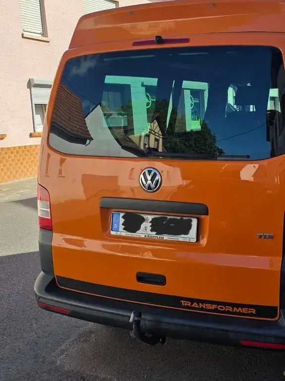 Gebraucht VW T5 140 PS (102 kW) 2014 Orange Van
