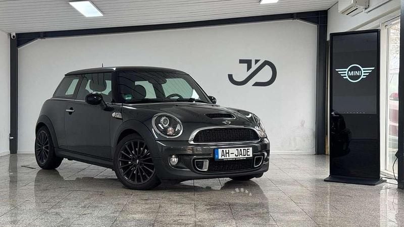 Grau Gebraucht 2011 Mini Cooper S Coupé Coupé | 10.450 € (Fairer Preis) - Bild 1/4