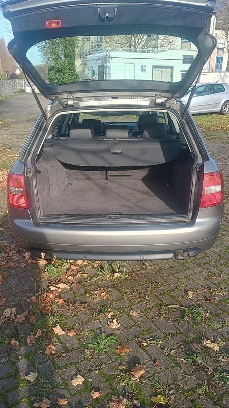Gebraucht Audi A6 179 PS (131 kW) 2004 Kombi