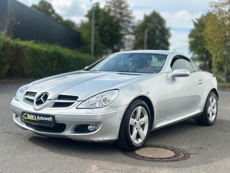 Silber Gebraucht 2004 Mercedes SLK200 Cabrio | 5.890 € (Superpreis) - Bild 1/4