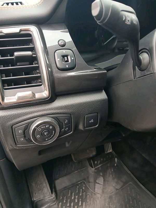 Gebraucht Ford Ranger Wildtrack 213 PS (156 kW) 2021 Silber Pickup