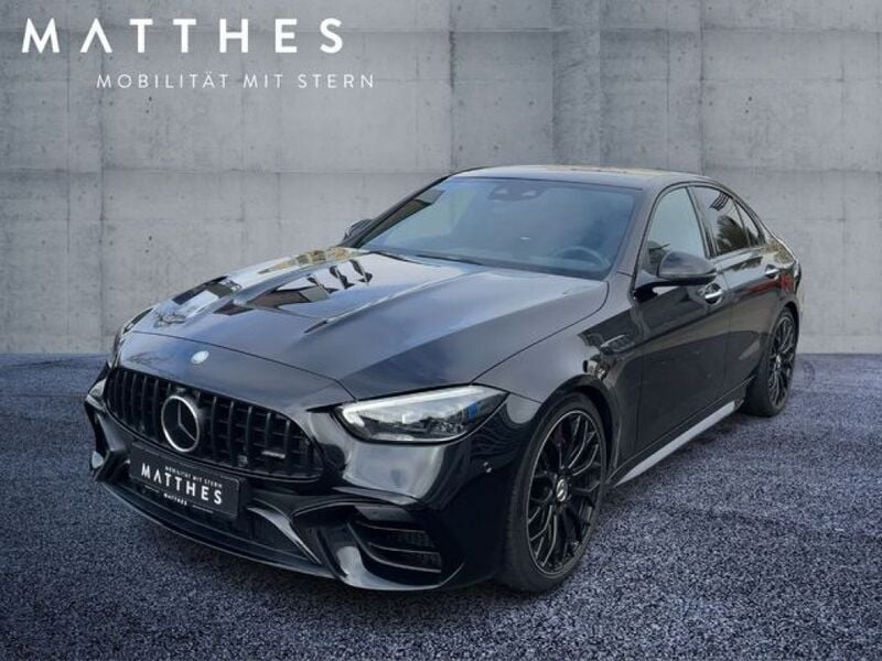 Obsidianschwarz metalliclack (metallic) Gebraucht 2024 Mercedes C63S AMG Limousine | 83.490 € (Fairer Preis) - Bild 1/4