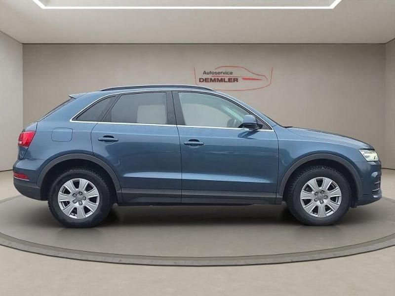 Second-hand Audi Q3 Advanced 150 CP (110 kW) 2015 Albastru SUV