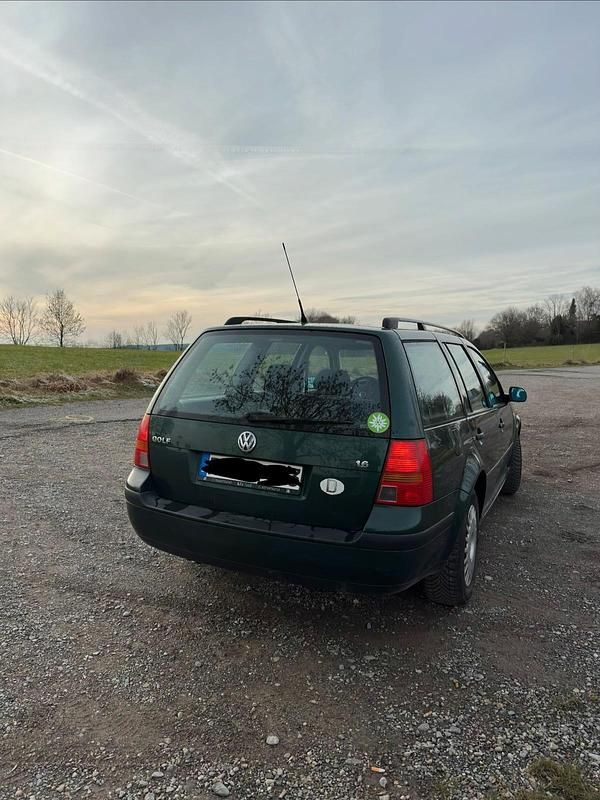 Gebraucht VW Golf IV 101 PS (74 kW) 2002 Grün Kombi