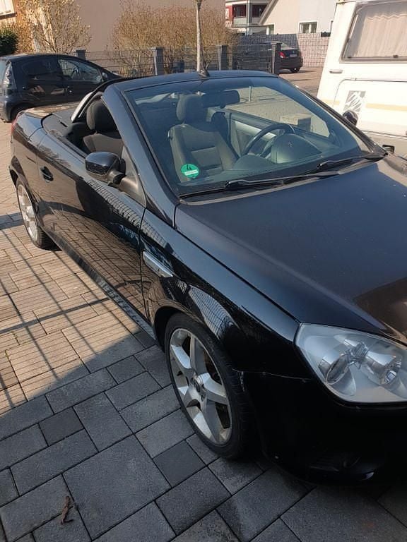 Gebraucht Opel Tigra Enjoy 125 PS (91 kW) 2005 Schwarz Cabrio