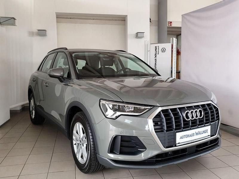 Gebraucht Audi Q3 Basis 150 PS (110 kW) 2020 Grau SUV